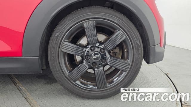 Mini Cooper S Convertible 2021 — Photo 27/31