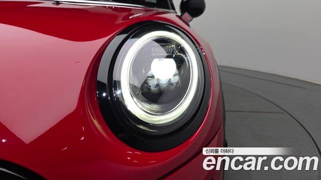 Mini Cooper S Convertible 2021 — Photo 26/31