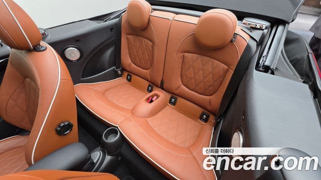 Mini Cooper S Convertible 2021 — Photo 17/31