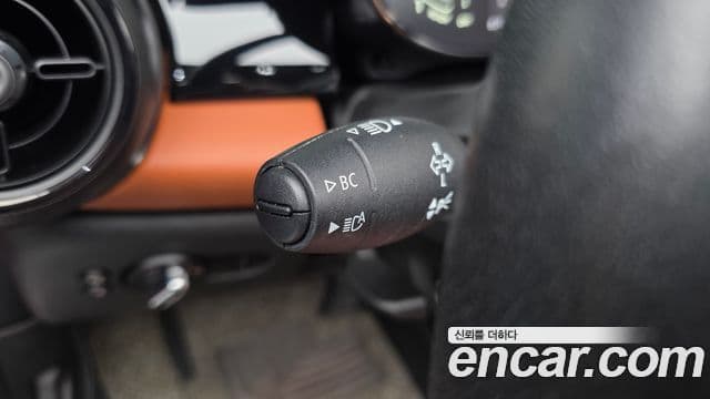 Mini Cooper S Convertible 2021 — Photo 22/31