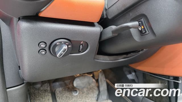 Mini Cooper S Convertible 2021 — Photo 7/31