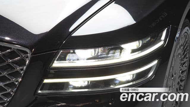 Genesis G80 2020 — Photo 15/33