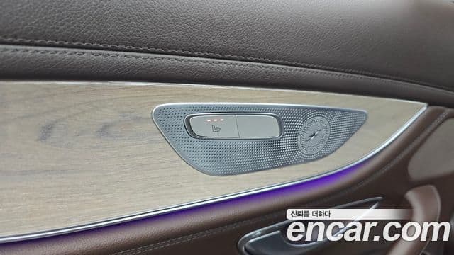 Mercedes-Benz CLS-Class 2021 — Фото 19/20