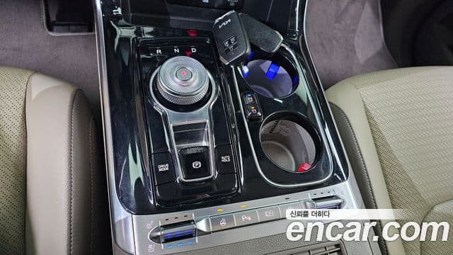 Kia Carnival 2021 — Фото 9/20
