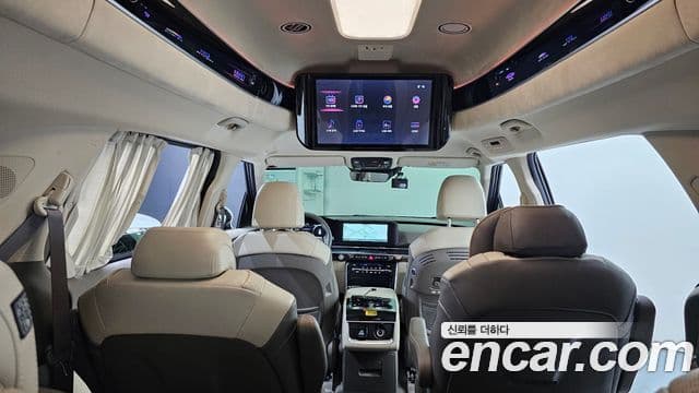Kia Carnival 2021 — Фото 14/20