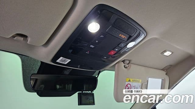 Kia Carnival 2021 — Şəkil 9/30
