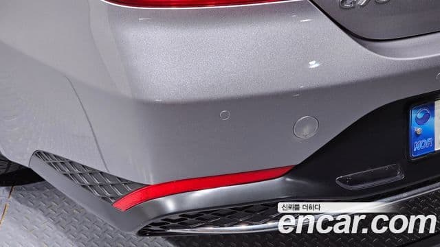 Genesis G70 2021 — Photo 24/30