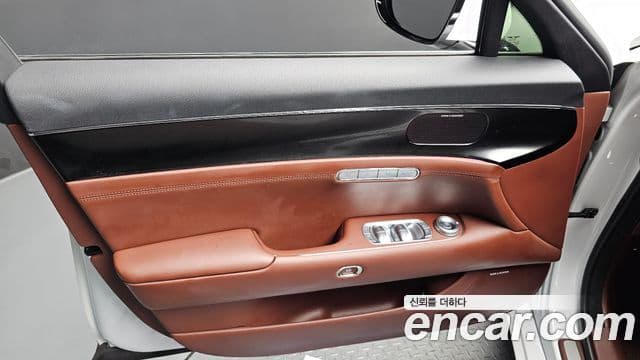 Genesis G90 2022 — Şəkil 7/38