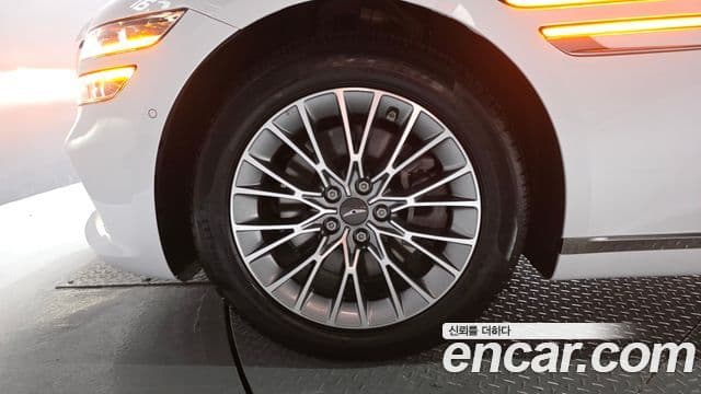 Genesis Electrified G80 2024 — ფოტო 5/20