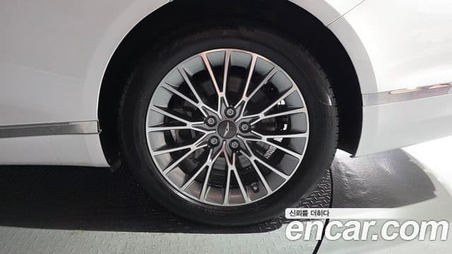 Genesis G80 2024 — ფოტო 7/42
