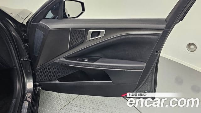 Kia K8 2025 — Photo 24/30