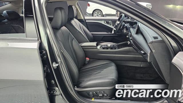 Kia K8 2025 — Photo 13/30