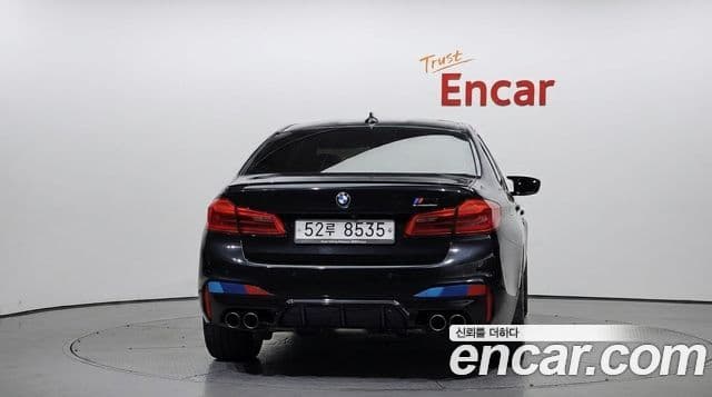 BMW M5 2018 — Şəkil 4/20
