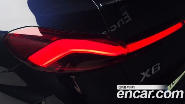 BMW X6 2025 — Photo 18/30