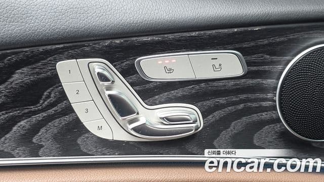 Mercedes-Benz E-Class 2018 — ფოტო 20/20