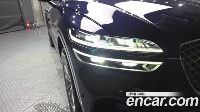 Genesis GV70 2023 — Photo 35/35