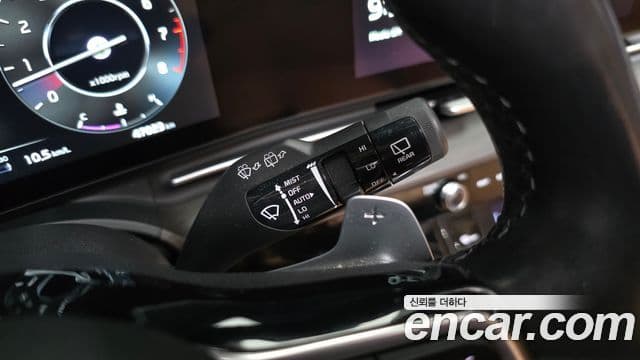 Kia Carnival 2022 — Photo 24/35