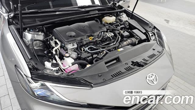 Toyota Camry 2025 — ფოტო 13/33
