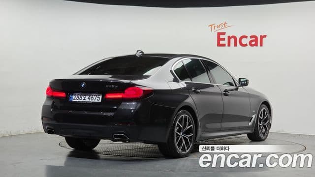 BMW 5 Series 2021 — Şəkil 2/20