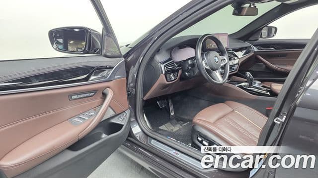 BMW 5 Series 2021 — Şəkil 10/20