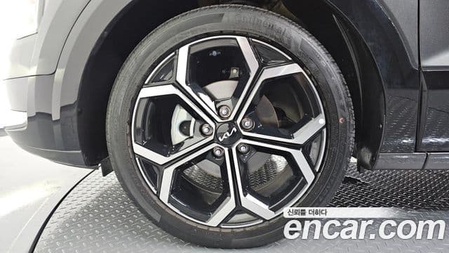 Kia Niro 2023 — фото 5 из 20