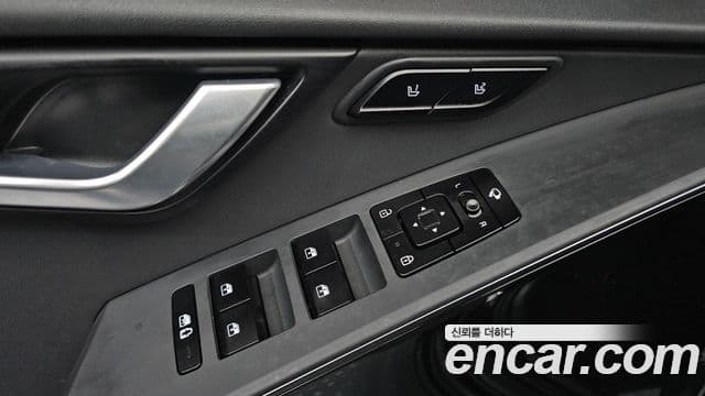 Kia Niro 2023 — фото 17 из 20