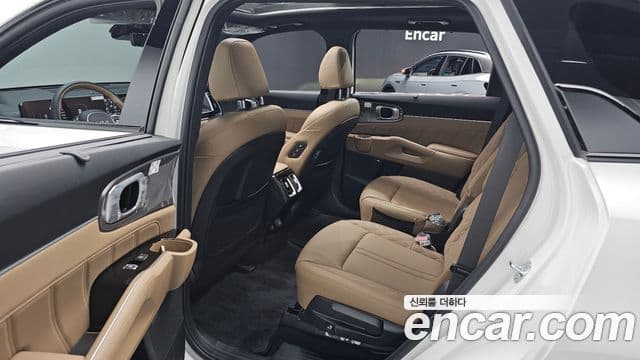 Kia Sorento 2024 — Фото 12/20