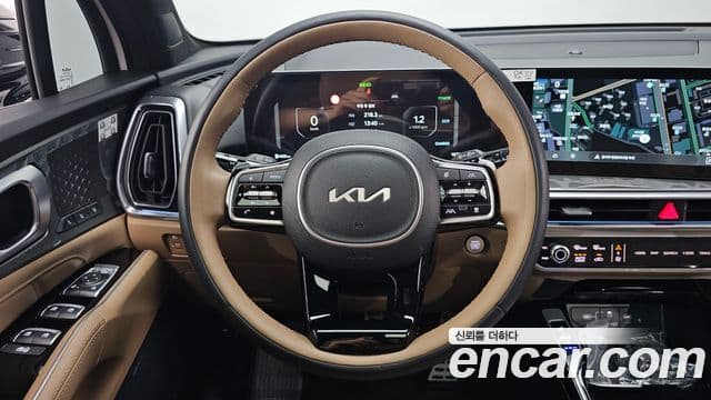 Kia Sorento 2024 — Фото 13/20