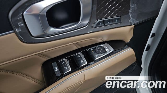Kia Sorento 2024 — Фото 18/20