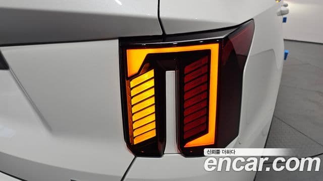 Kia Sorento 2024 — ფოტო 11/36