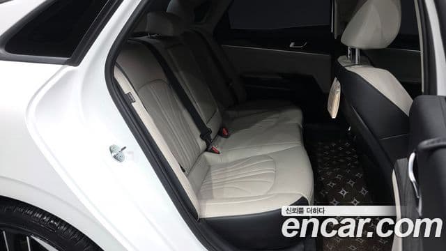 Kia K5 2024 — Photo 19/43