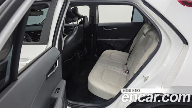 Kia Niro 2023 — Şəkil 12/20