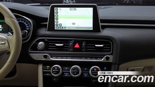 Genesis G70 2019 — Şəkil 14/20