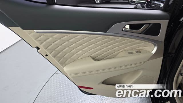 Genesis G70 2019 — ფოტო 14/33