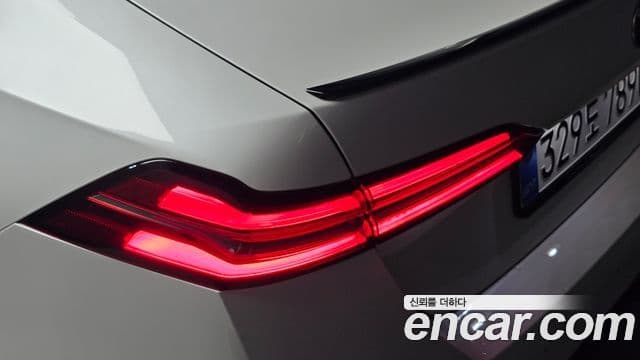 BMW 5 Series 2025 — Şəkil 5/31