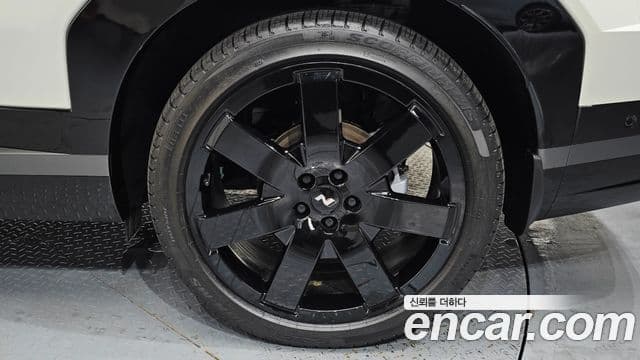 Hyundai Santa Fe 2025 — Photo 22/40