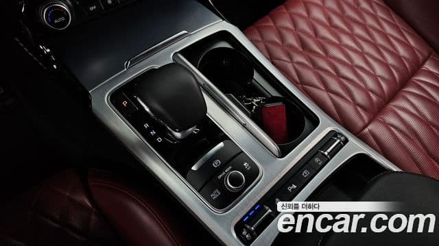 Kia Stinger Meister 2021 — ფოტო 7/20