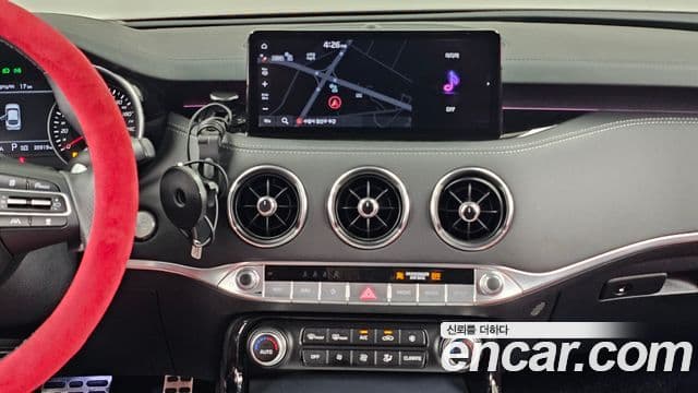 Kia Stinger Meister 2021 — ფოტო 9/20