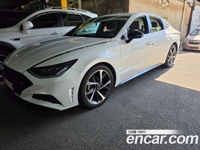 Hyundai Sonata 2020 — Фото 1/10