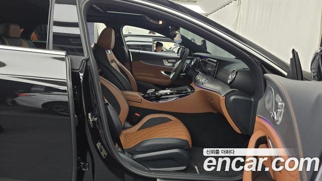 Mercedes-Benz AMG GT 2021 — Photo 20/20