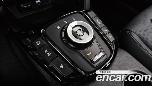 Kia Seltos 2025 — Şəkil 9/20