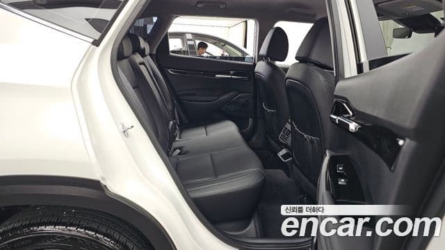 Kia Seltos 2025 — Şəkil 12/20
