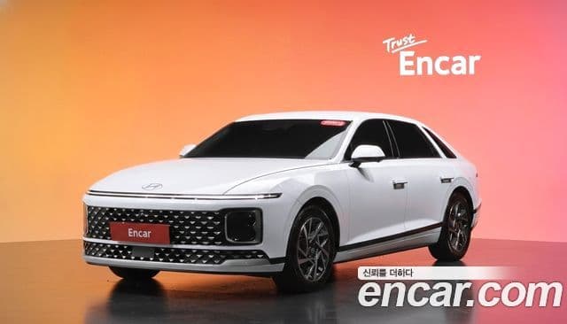Hyundai Grandeur 2025 — Фото 1/20