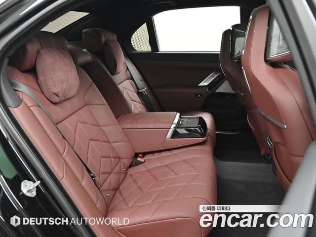 BMW 7 Series 2026 — ფოტო 12/20