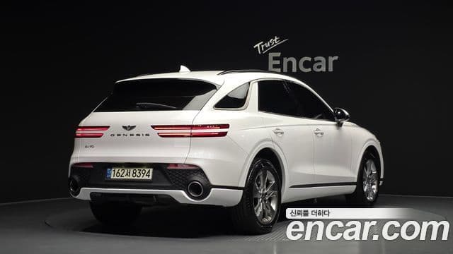Genesis GV70 2021 — Şəkil 20/31