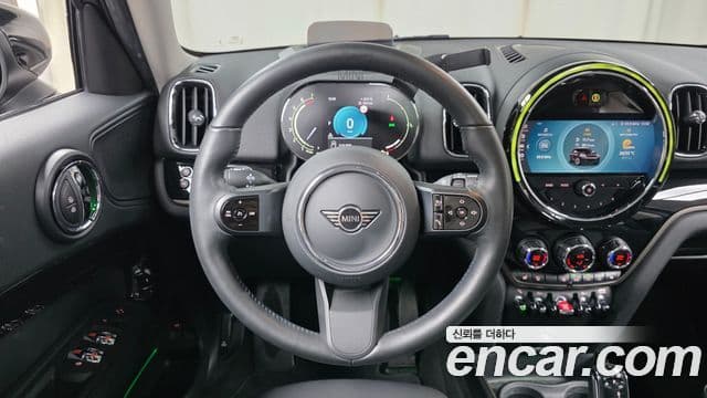Mini Cooper Countryman 2023 — ფოტო 14/20