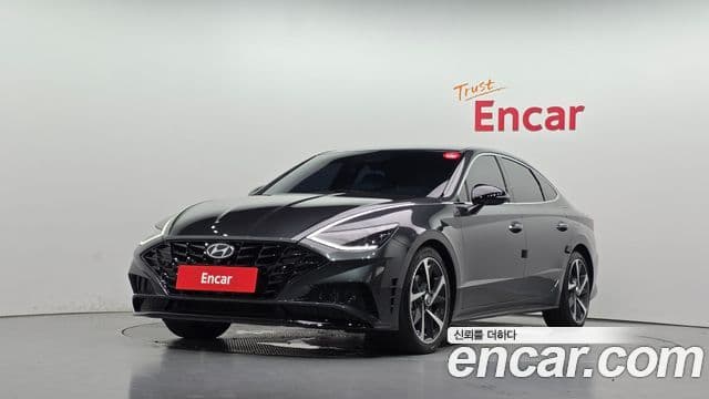 Hyundai Sonata 2021 — ფოტო 1/20