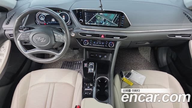 Hyundai Sonata 2021 — ფოტო 7/20