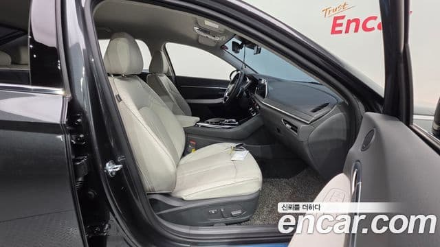 Hyundai Sonata 2021 — ფოტო 10/20