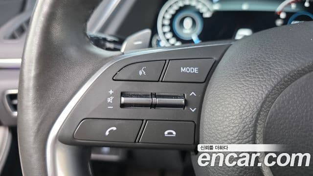 Hyundai Sonata 2021 — ფოტო 16/20